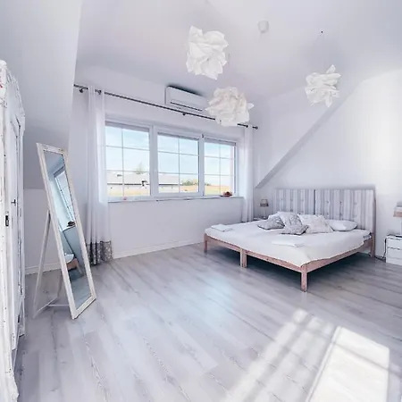 Pilawski Dwor Hotel Pilawa (Lower Silesia)