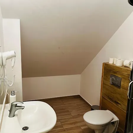 Szálloda Pilawski Dwor Pilawa (Lower Silesia)