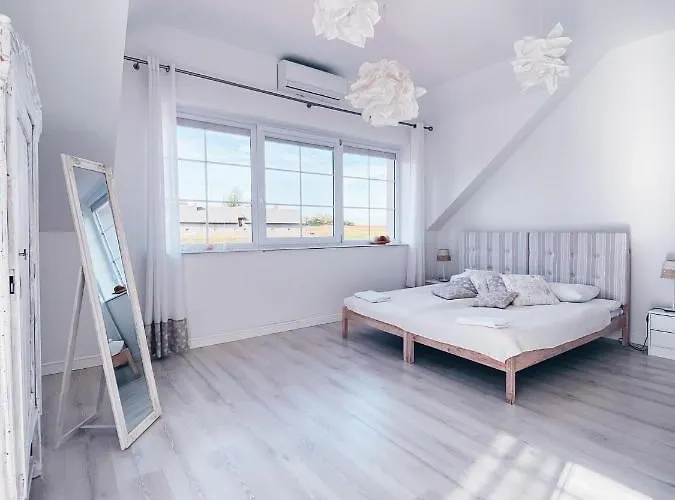 Pilawski Dwor ホテル Pilawa (Lower Silesia)