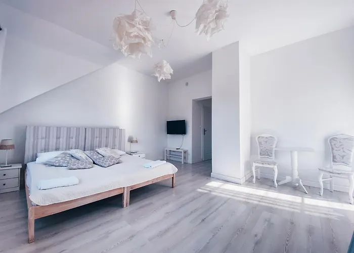 ホテル Pilawski Dwor