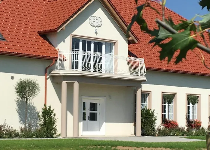 Pilawski Dwor ホテル *